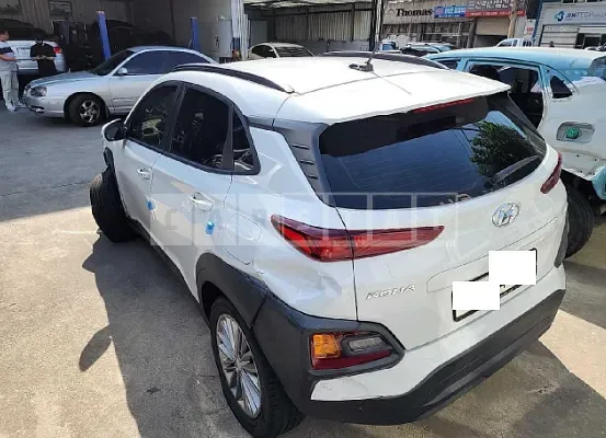 Photo 2 of 23: 2018 Hyundai Kona, VIN KMHK3816GJU150108 — Korean insurance auction