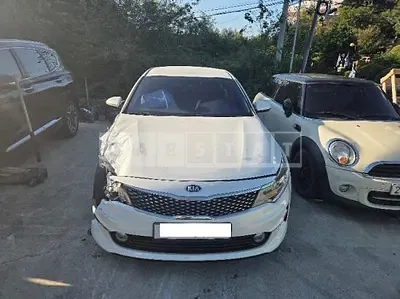 Photo 1 of 25: 2016 Kia K5, VIN KNAGT411BGA101731 — Korean insurance auction