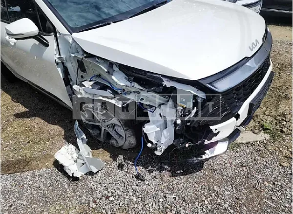 Photo 2 of 18: 2023 Kia Sportage — Korean insurance auction