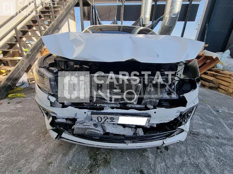 Photo 2 of 28: 2018 Kia Carnival, VIN KNAMB81ABKS462426 — Korean insurance auction