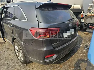 Photo 1 of 13: 2017 Kia Sorento — Korean insurance auction