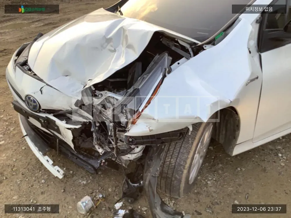Photo 2 of 7: 2022 Toyota Prius 2WD, VIN JTDKAMFUXN3180326 — Korean insurance auction