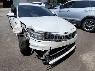 Photo 1 of 16: 2017 Kia K5 LPG, VIN KNAGT416BHA159532 — Korean insurance auction