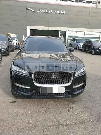 Photo 1 of 10: 2019 Jaguar F-Pace 20d AWD, VIN SADCA2BN2KA369619 — Korean insurance auction