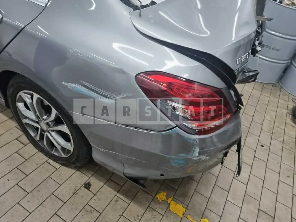 Photo 2 of 14: 2016 Mercedes-Benz C 200, VIN WDDWF4CB2GF380601 — Korean insurance auction