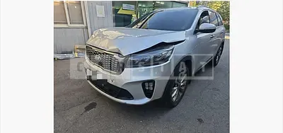 Photo 1 of 33: 2017 Kia Sorento — Korean insurance auction