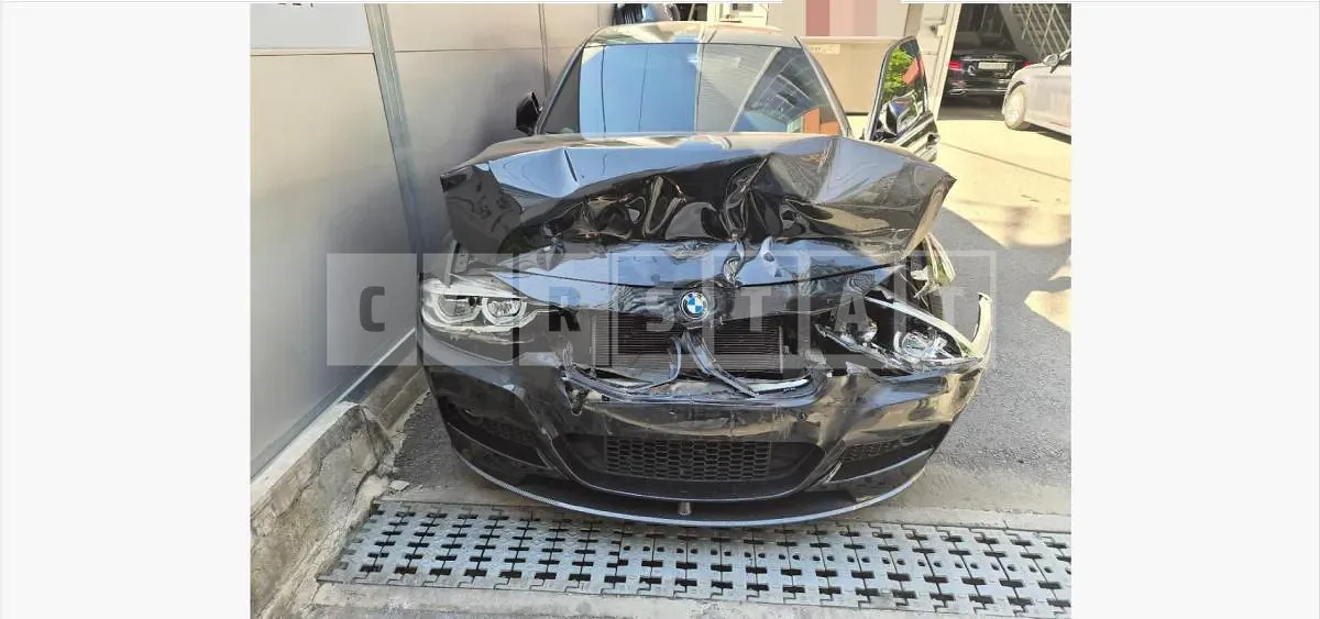 Photo 2 of 6: 2017 BMW 320d — Korean insurance auction
