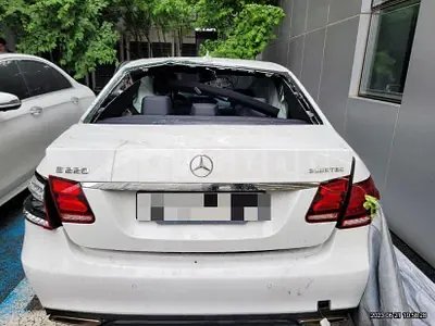 Photo 1 of 20: 2015 Mercedes-Benz E220 BlueTec, VIN WDDHF0AB6FB153776 — Korean insurance auction