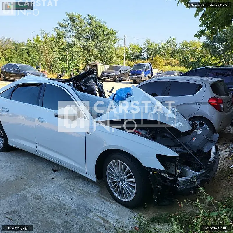 Photo 2 of 5: 2020 Audi A6 45 TFSI quattro, VIN WAUZZZF22LN048579 — Korean insurance auction