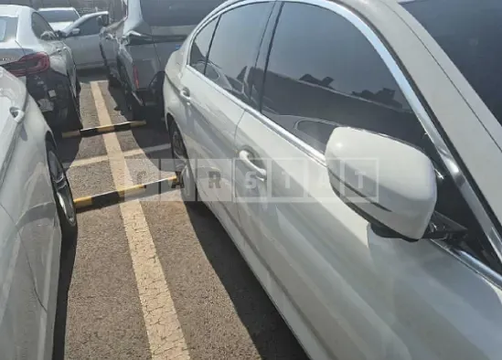 Photo 2 of 24: 2020 BMW 530e iPerformance Luxury — Korean insurance auction