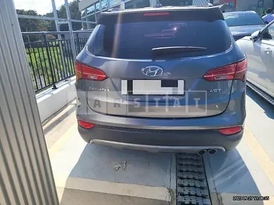 Photo 1 of 13: 2014 Hyundai Santa Fe, VIN KMHSW81XBFU338181 — Korean insurance auction