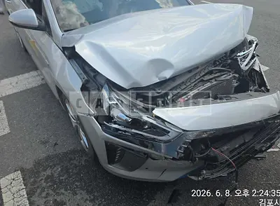 Photo 1 of 5: 2018 Hyundai IONIQ Hybrid — Korean insurance auction