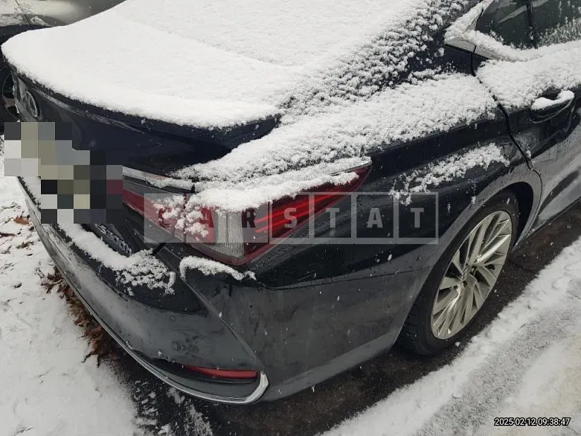 Photo 2 of 21: 2019 Lexus ES300h — Korean insurance auction