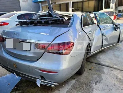 Photo 1 of 19: 2021 Mercedes-Benz E250, VIN W1KZF4FB4MA933735 — Korean insurance auction