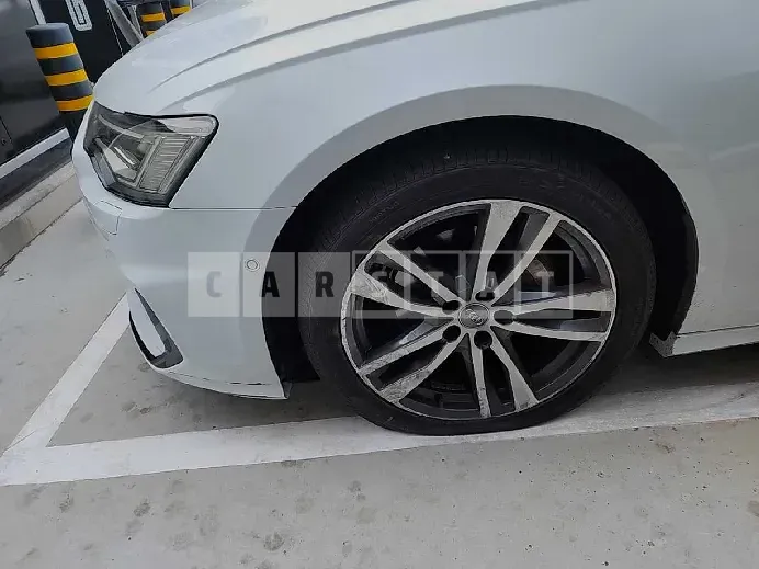 Photo 2 of 9: 2021 Audi A6 40 TDI, VIN WAUZZZF28MN001543 — Korean insurance auction