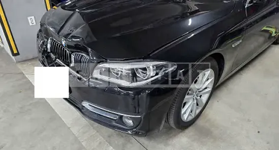 Photo 2 of 8: 2016 BMW 528i — Korean insurance auction
