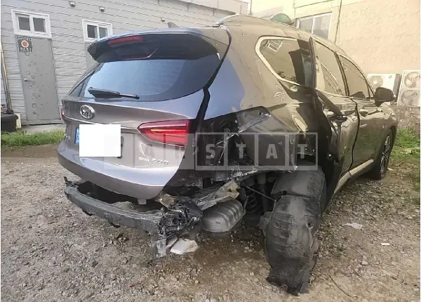 Photo 2 of 26: 2019 Hyundai Santa Fe — Korean insurance auction