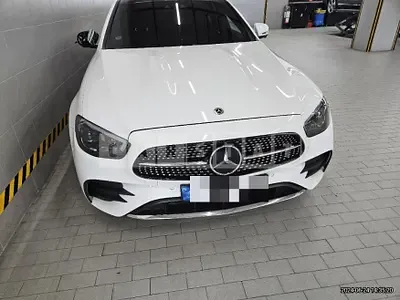 Photo 1 of 70: 2022 Mercedes-Benz E350 4Matic — Korean insurance auction