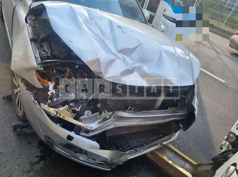 Photo 2 of 6: 2014 Volvo S80D4 — Korean insurance auction