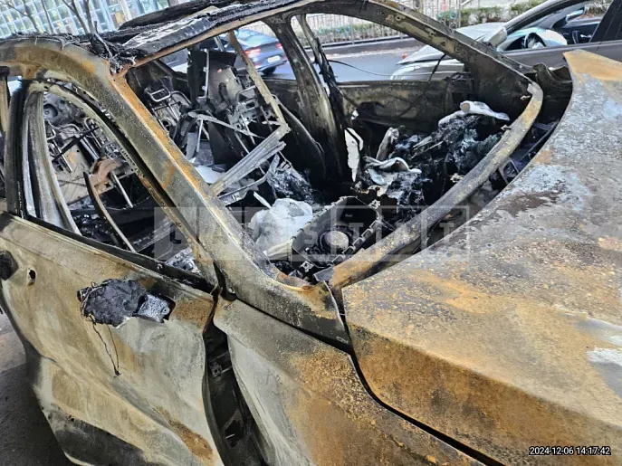 Photo 2 of 8: 2023 Hyundai Santa Fe TM Hybrid — Korean insurance auction