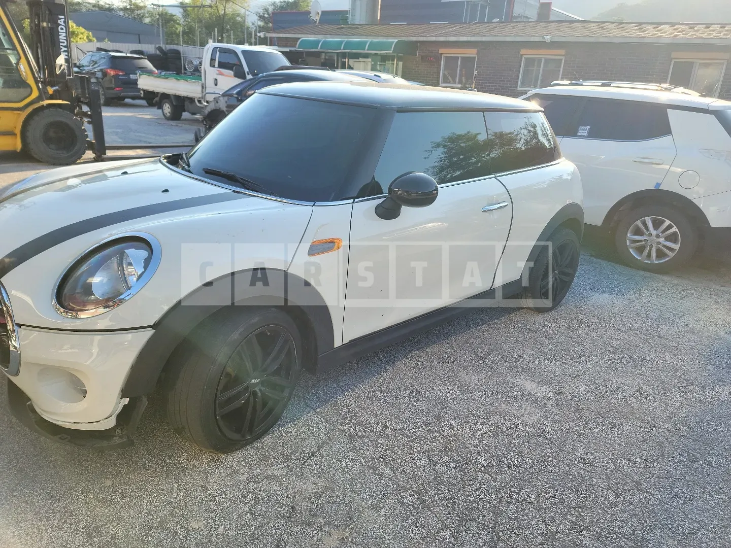 Photo 2 of 9: 2015 MINI Cooper D, VIN WMWXN3102F3A05403 — Korean insurance auction