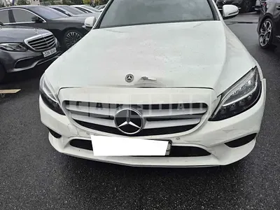 Photo 1 of 30: 2020 Mercedes-Benz C200, VIN W1KWF8AB9LR569622 — Korean insurance auction