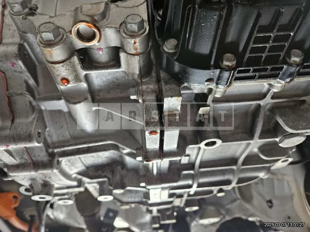 Photo 2 of 21: 2024 Kia (part) Carnival Hybrid Mission — Korean insurance auction