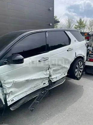 Photo 2 of 27: 2019 Land Rover Discovery Sport TD4 180PS — Korean insurance auction