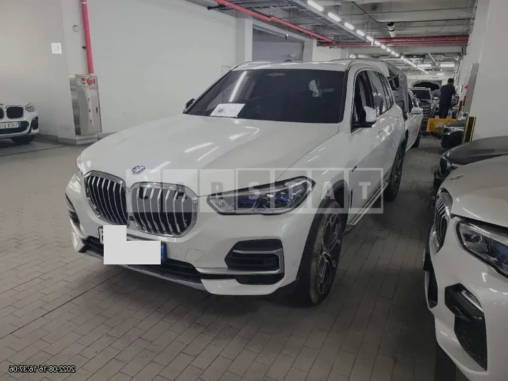 Photo 2 of 9: 2019 BMW X5 xDrive 45EI Performance, VIN WBATA6104N9J64296 — Korean insurance auction