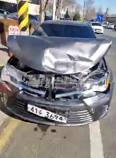 Photo 1 of 50: 2017 Toyota Camry Hybrid, VIN 4T1BD1FKXHU227921 — Korean insurance auction