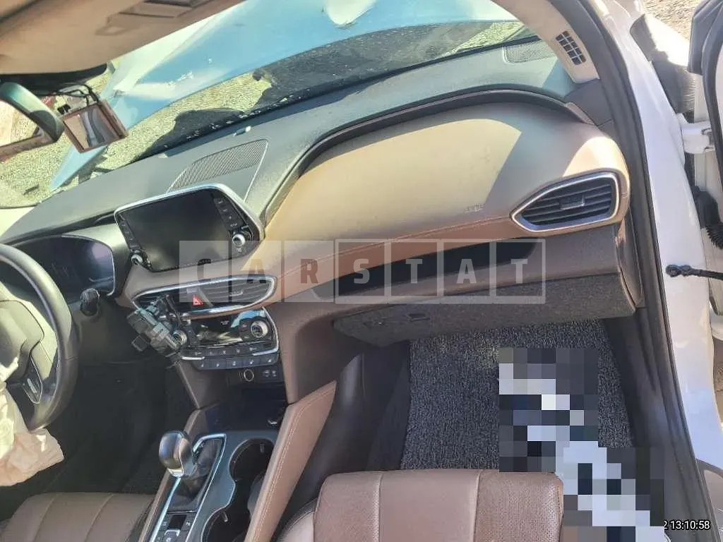 Photo 2 of 10: 2020 Hyundai Santa Fe TM Diesel 4WD — Korean insurance auction