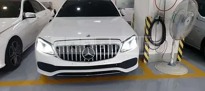 Photo 1 of 4: 2016 Mercedes-Benz Subsequent E220 d — Korean insurance auction