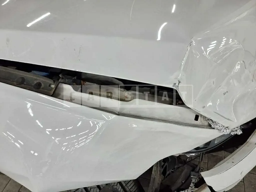 Photo 2 of 9: 2017 BMW 118d, VIN WBA1S5108HV810613 — Korean insurance auction