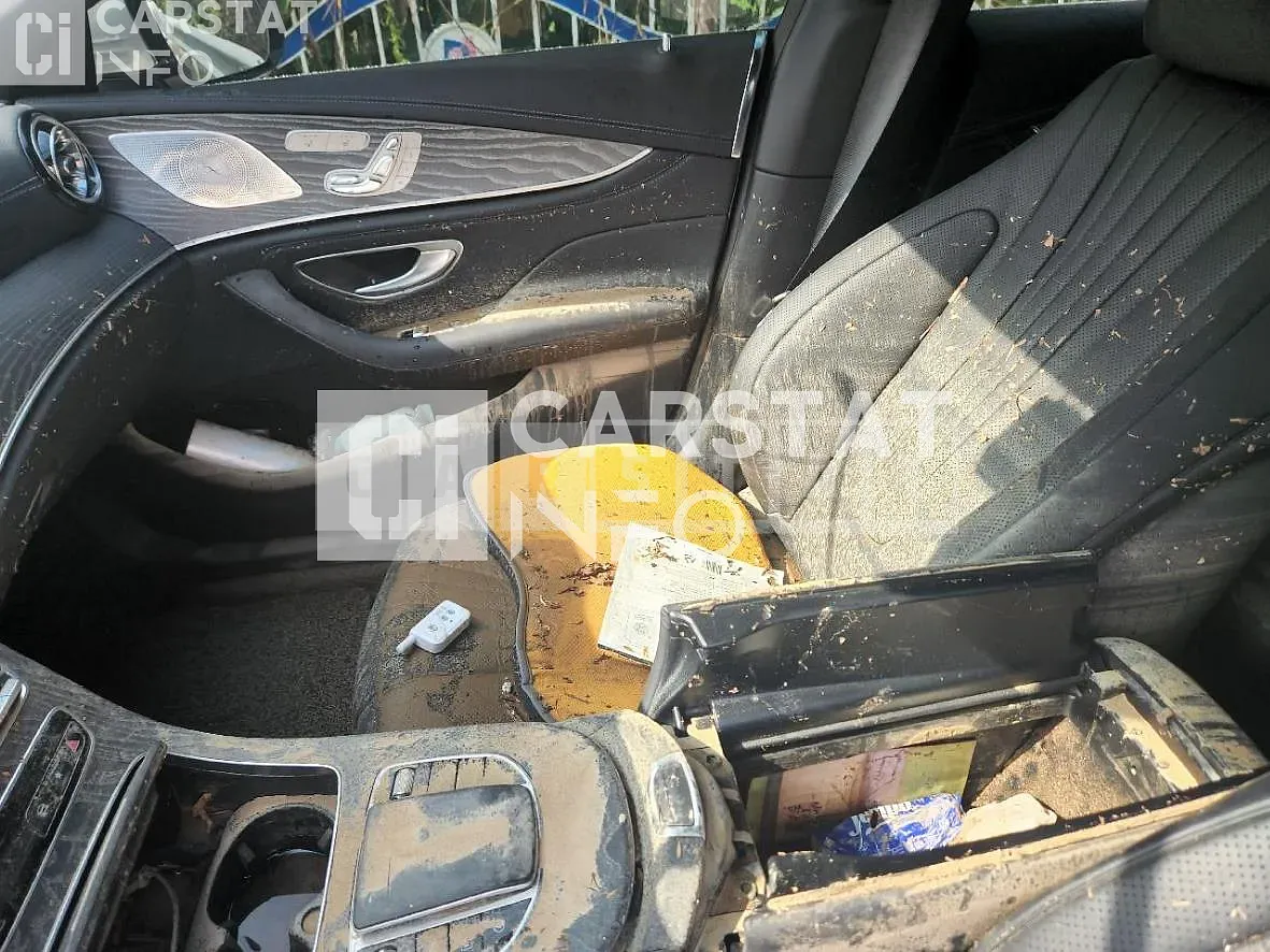 Photo 2 of 11: 2021 Mercedes-Benz Cubbenz CLS450 4Matic — Korean insurance auction
