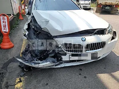 Photo 1 of 23: 2015 BMW 520d xDrive, VIN WBA5E7100FG158344 — Korean insurance auction