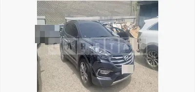 Photo 1 of 88: 2017 Hyundai Santa Fe DM, VIN KMHSW81UBHU770244 — Korean insurance auction