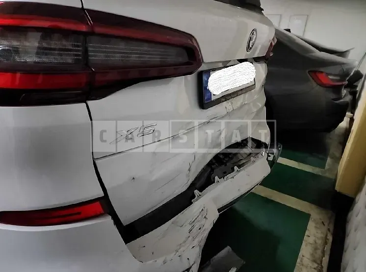 Photo 2 of 19: 2022 BMW X5 xDrive 45e iPerformance, VIN WBATA6101N9L02358 — Korean insurance auction