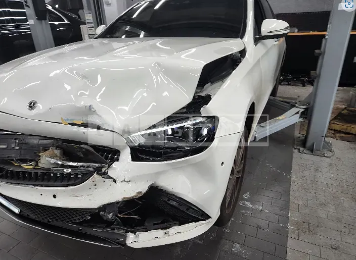 Photo 2 of 8: 2022 Mercedes-Benz E 350 4Matic, VIN W1KZF8GB2NB046538 — Korean insurance auction