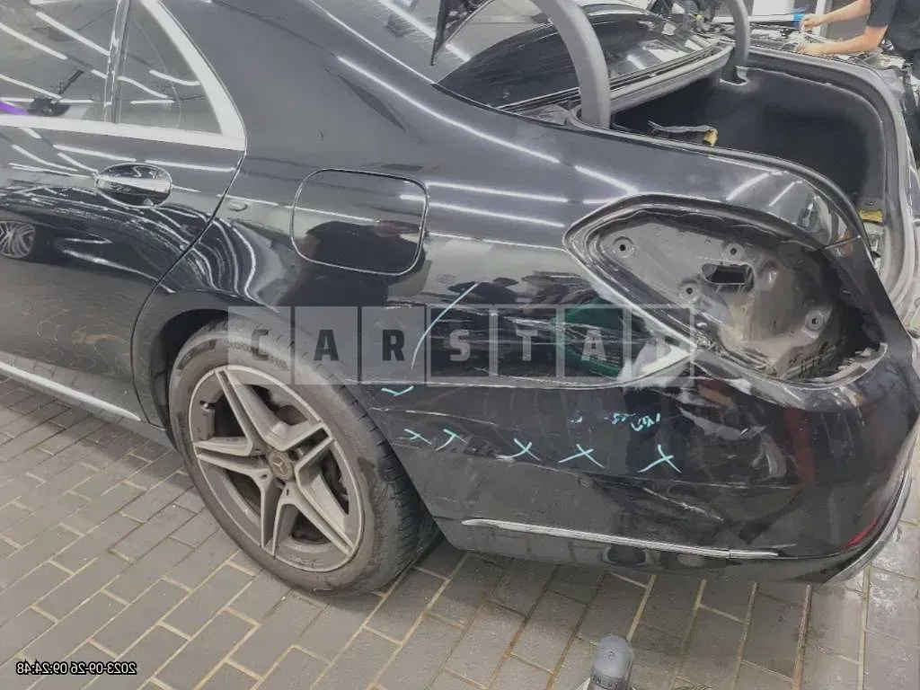 Photo 2 of 8: 2021 BMW 520i, VIN WBA11BH07MCG02402 — Korean insurance auction