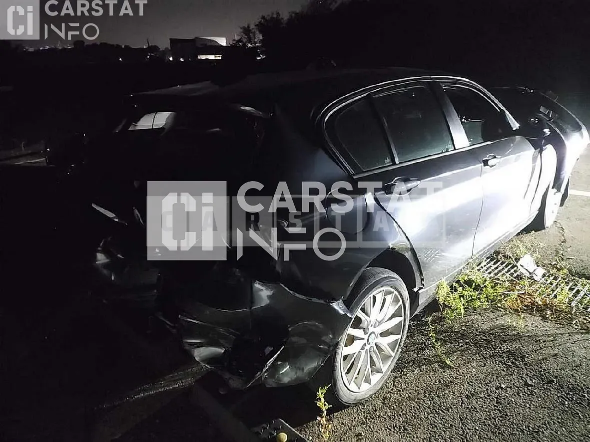 Photo 2 of 13: 2015 BMW 118d — Korean insurance auction
