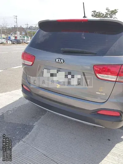 Photo 1 of 6: 2015 Kia Sorento — Korean insurance auction