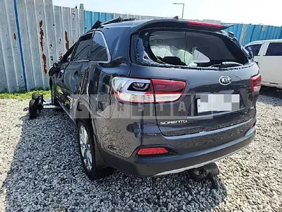 Photo 1 of 23: 2016 Kia Sorento 2.0 — Korean insurance auction