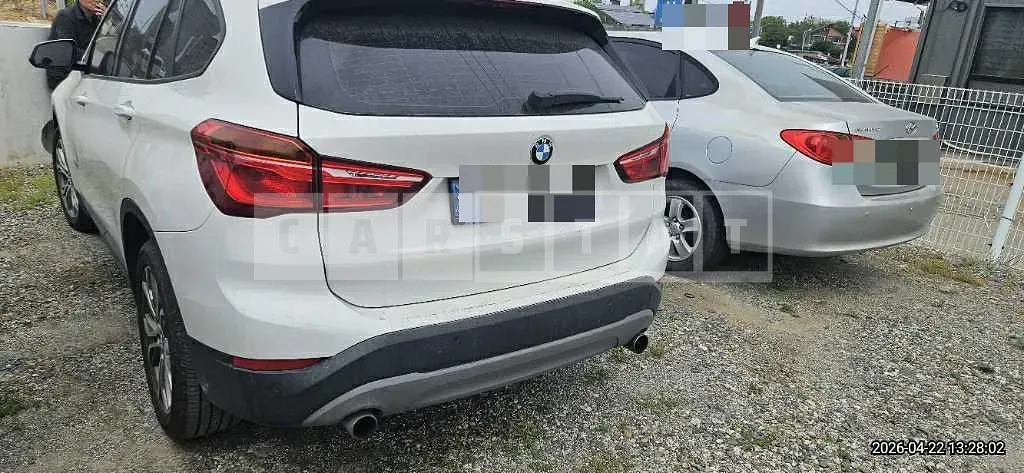 Photo 2 of 10: 2016 BMW X1 xDrive20d — Korean insurance auction