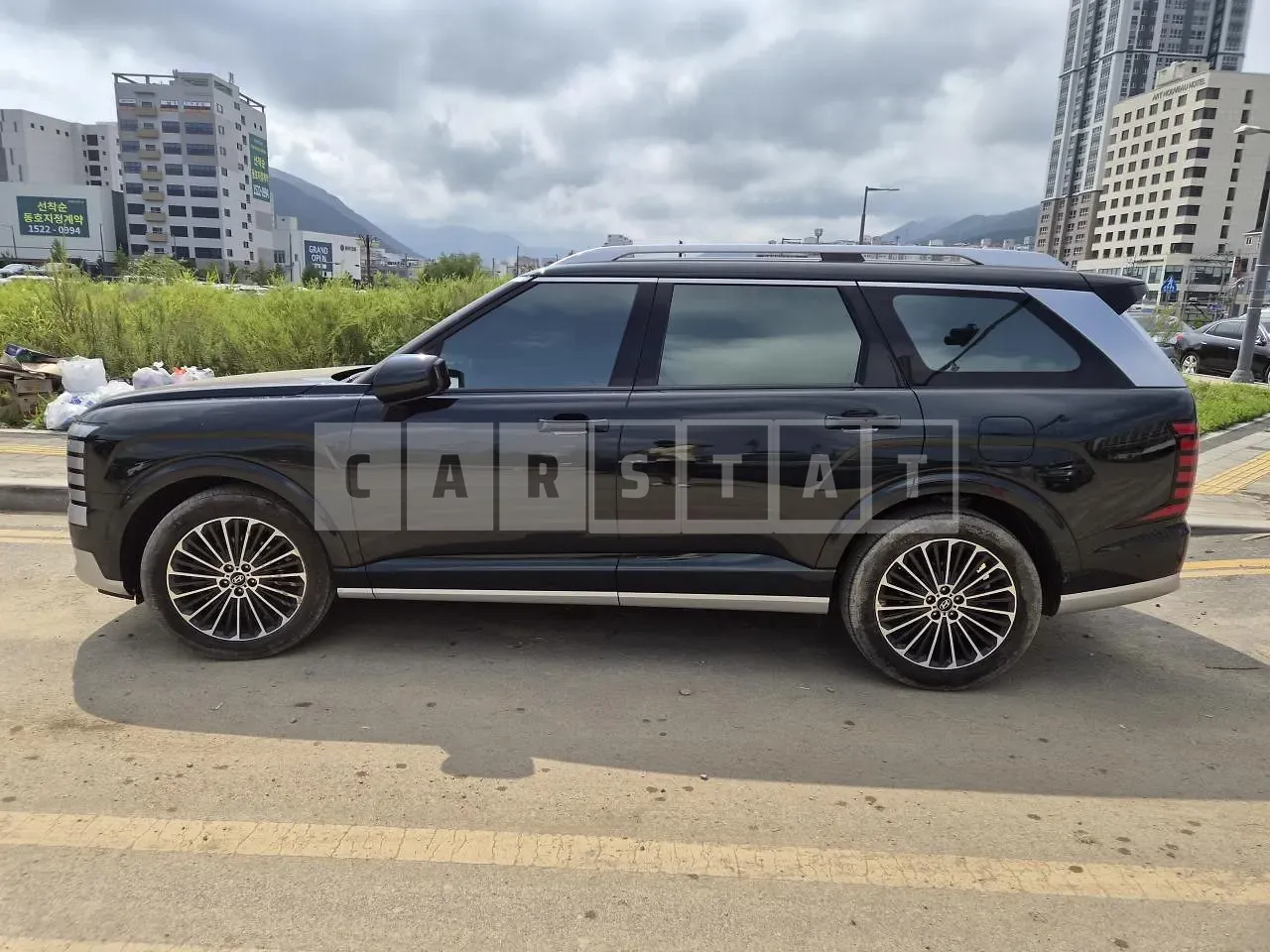 Photo 2 of 13: 2025 Hyundai Palisade, VIN KMHRK811DTU011978 — Korean insurance auction