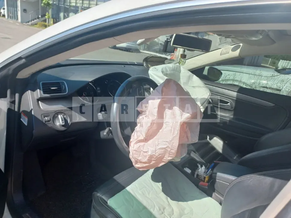 Photo 2 of 10: 2015 Volkswagen CC 2.0 TDI Blue Motion — Korean insurance auction
