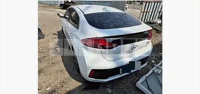 Photo 1 of 9: 2018 Hyundai IONIQ (Hybrid) — Korean insurance auction