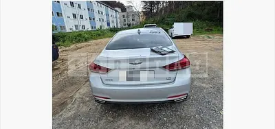 Photo 1 of 19: 2016 Genesis Dh — Korean insurance auction
