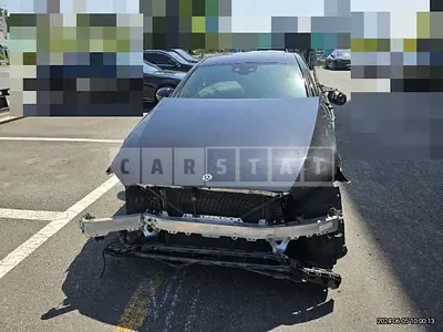 Photo 1 of 31: 2018 Mercedes-Benz E300 4Matic — Korean insurance auction