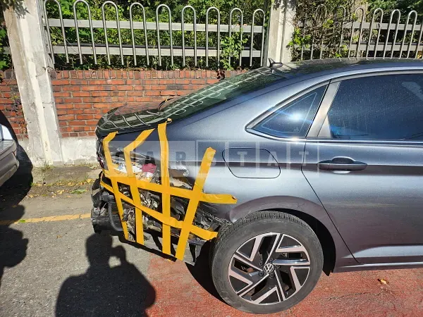Photo 2 of 22: 2022 Volkswagen Jetta — Korean insurance auction