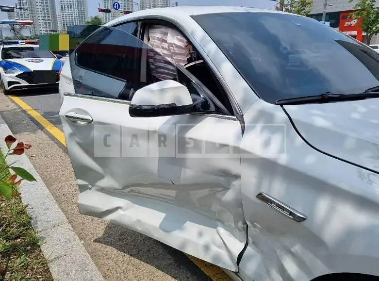 Photo 2 of 9: 2016 BMW Gran Turismo Efficientdyna — Korean insurance auction